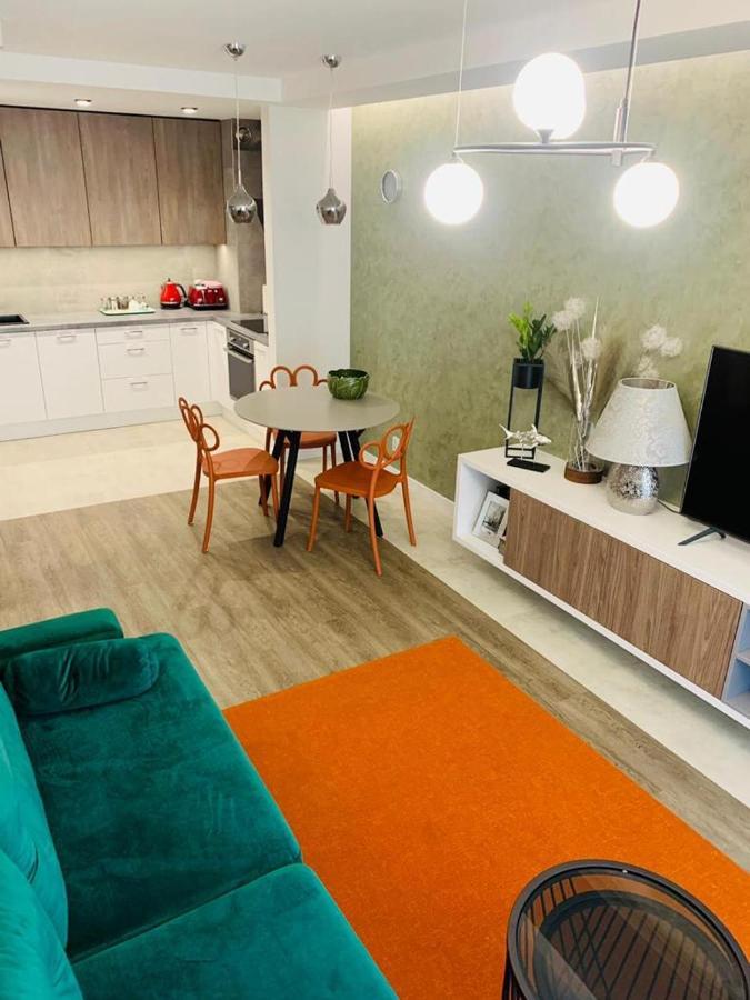 Apartament Moniuszko Z Parkingiem Podziemnym Gorzow Wielkopolski Exterior photo