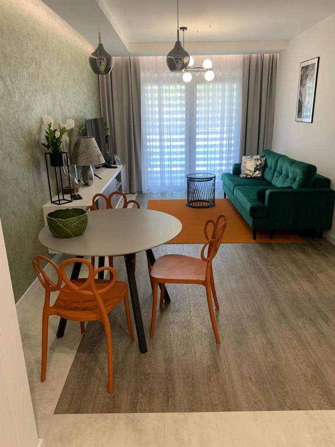 Apartament Moniuszko Z Parkingiem Podziemnym Gorzow Wielkopolski Exterior photo